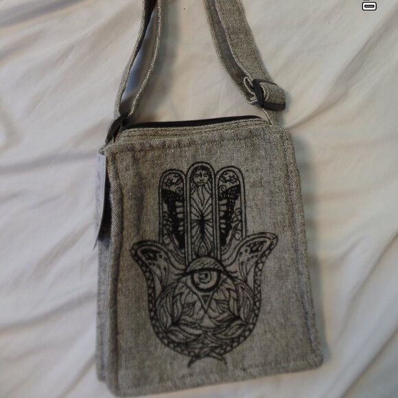 Crossbody Bag Black and White Adjustable Strap Henna Hand Tattoo NEW - Picture 1 of 11